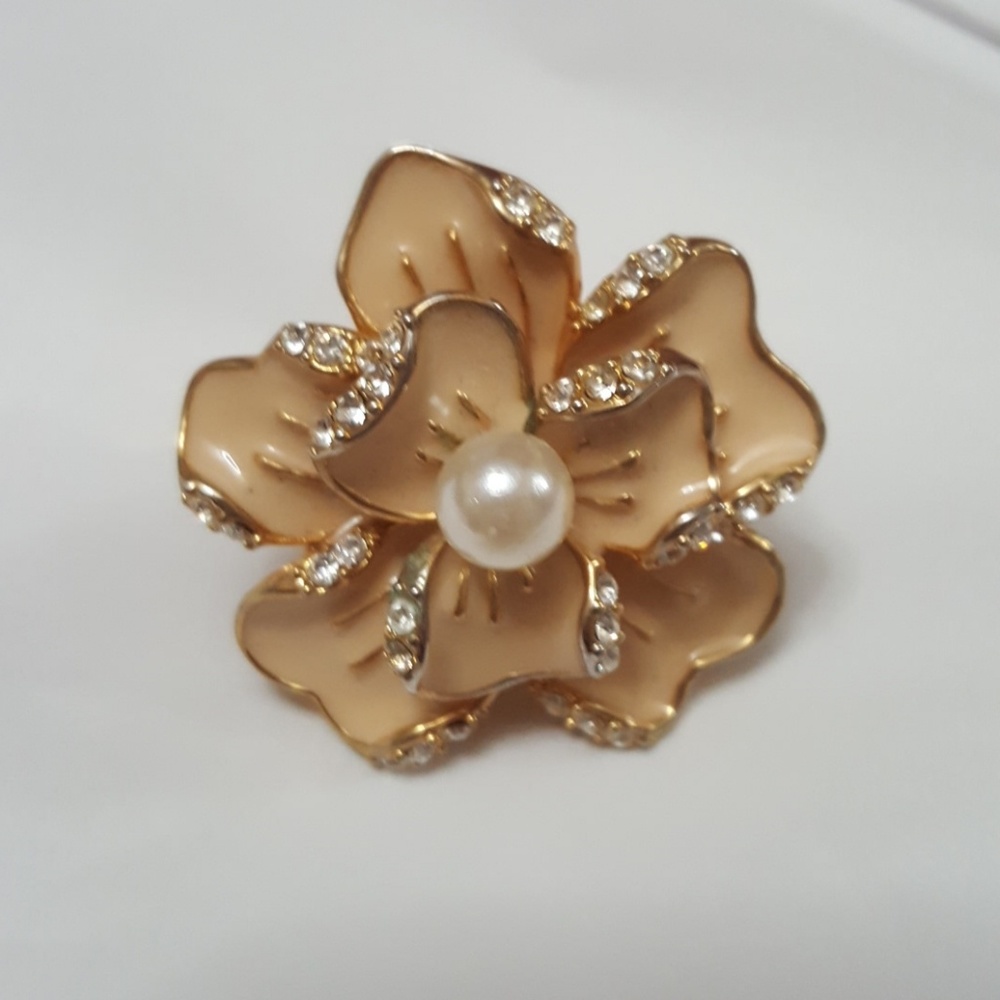 Lia Sophia floral statement ring